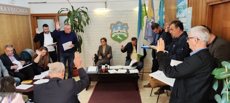 Nastavlja se politička trakavica u Velikoj Kladuši